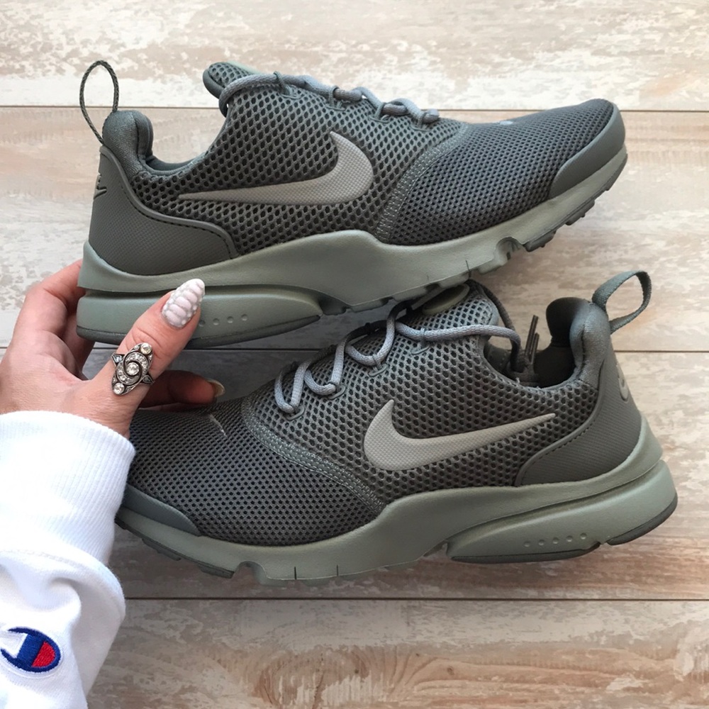 NWT Nike Presto fly - Picture 8 of 8